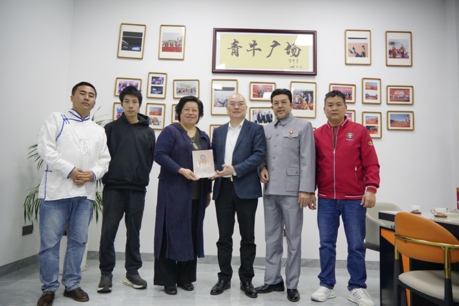 李建辉等受邀出席了广州市青牛广场庆祝三八节系列活动第4张