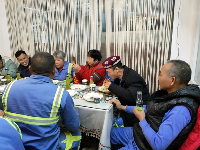 公益交流在大学城新疆餐厅第4张