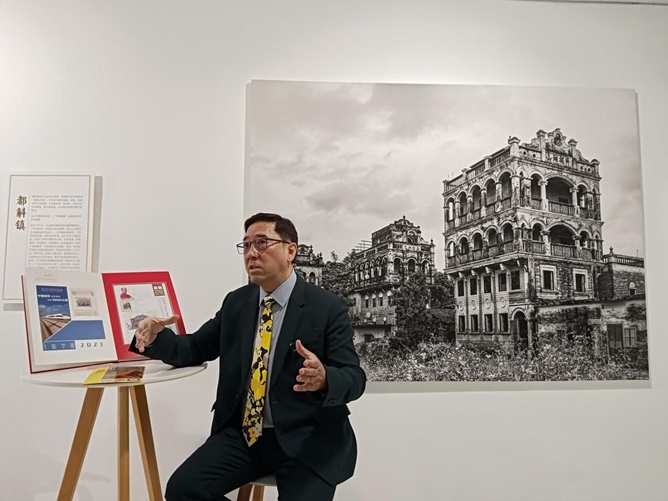 他用本土艺术讲述最美侨乡 ——香港企业家叶仕杰与他的品艺廊