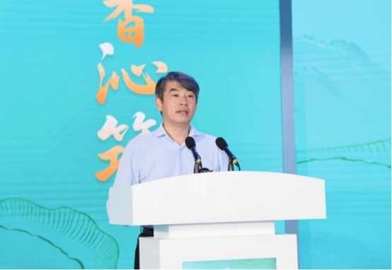 “最严溯源+亲民价格”双发布，仁怀产区打响酱酒突围战第3张