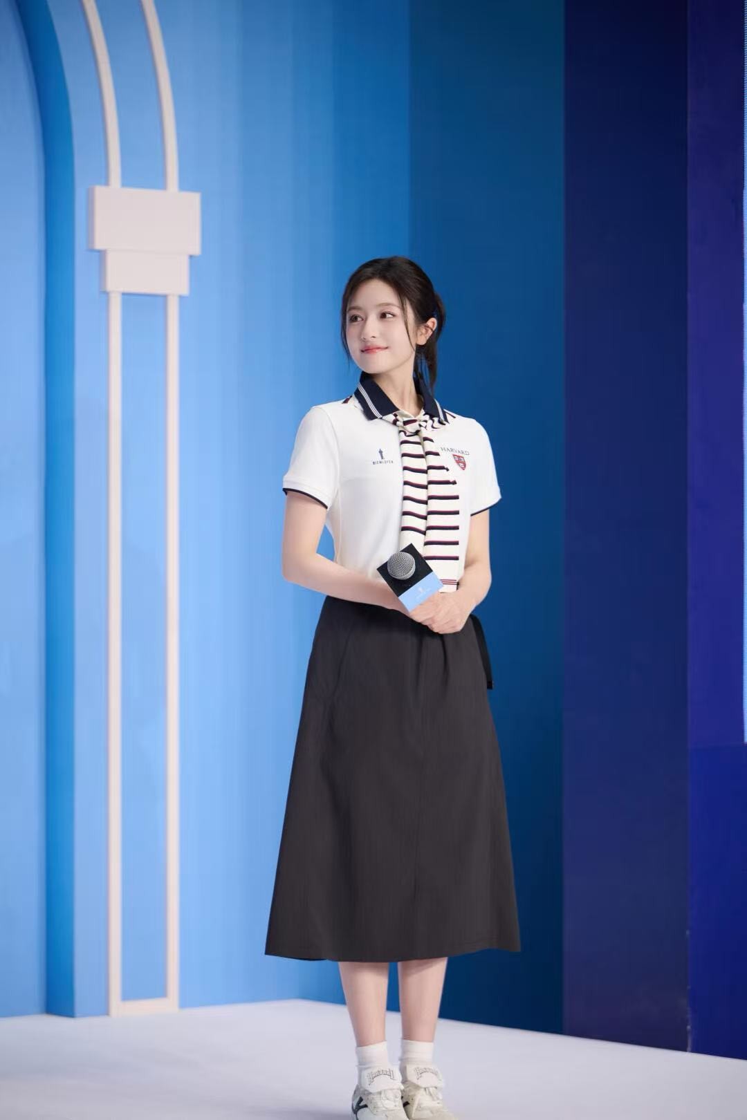 奔赴长安·兰色智域|5.31李兰迪亮相比音勒芬高尔夫西安万象城,解锁高智感雅致风尚第1张