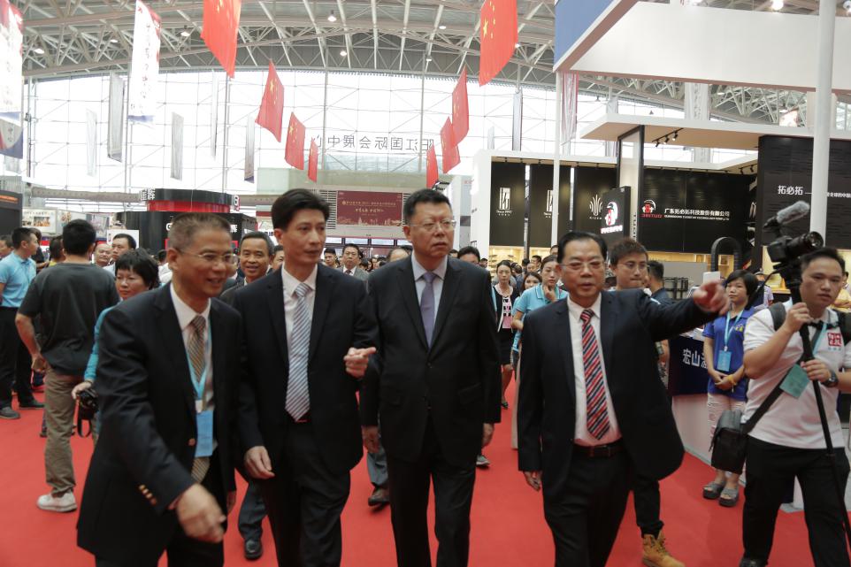 共襄刀剪盛会构建全球平台——第18届中国（阳江）国际五金刀剪博览会于18日开幕