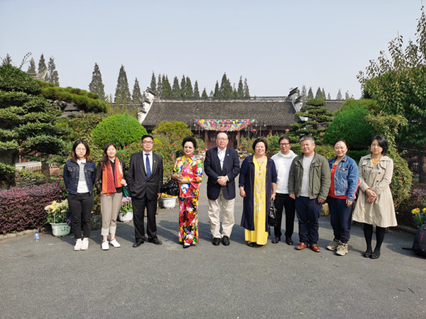  蚕丝文化公益交流在上海金加瀛蚕丝基地举行