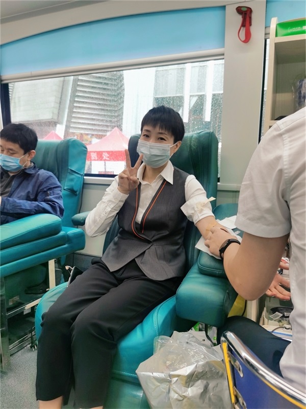 “青春热血”激荡 平安金服志愿者献血超9000毫升